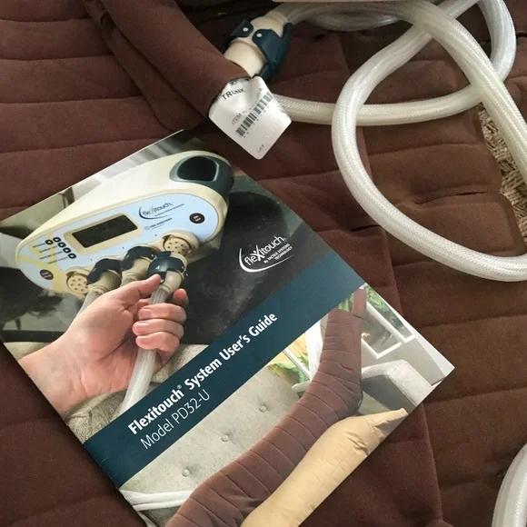 Flexitouch Compression Therapy Device Model PD32-U - Picture 9 of 9